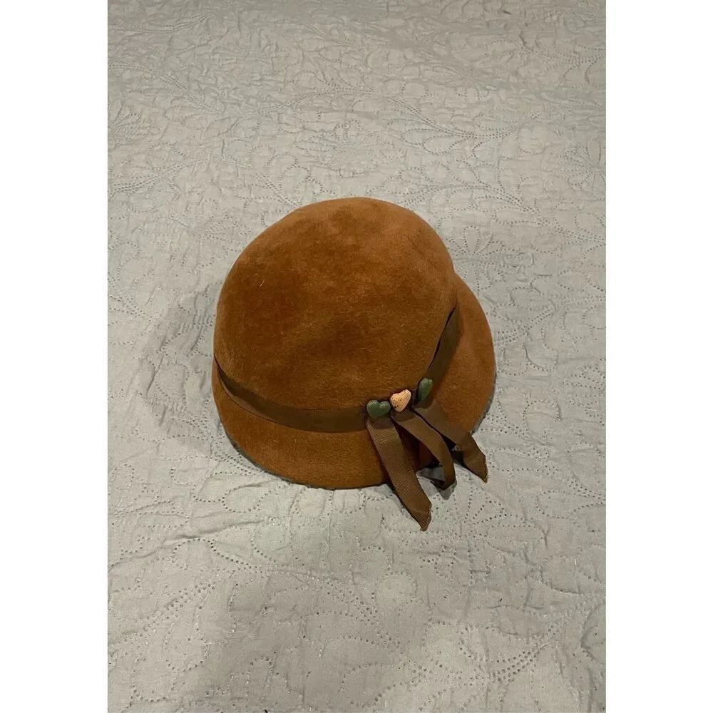 Vintage Genuine Velour Hat Hearts Brown 1970s 1960s